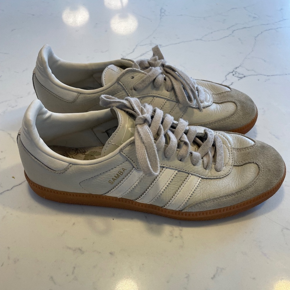 Women’s Adidas Samba